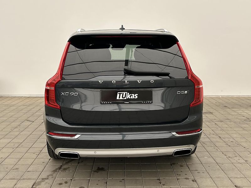 Volvo XC90 2.0 D5 4x4 Inscription - fotka 4 z 35