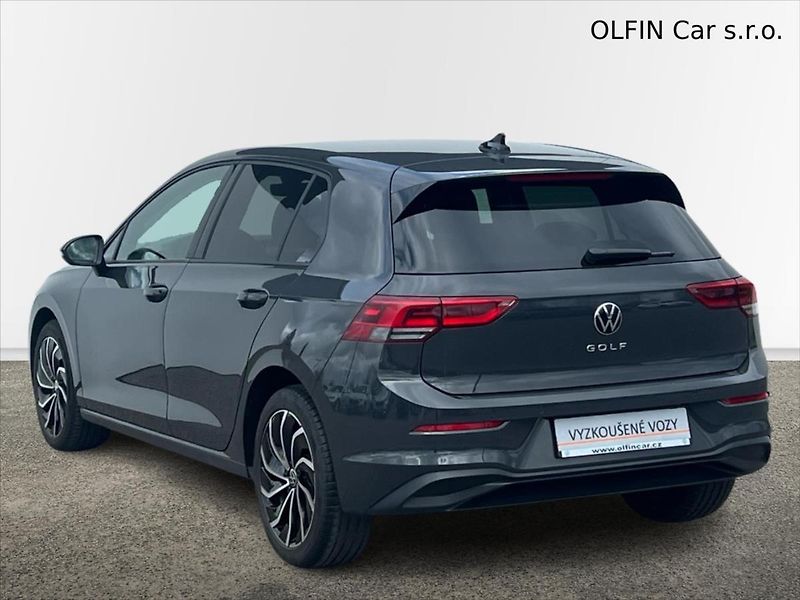 Volkswagen Golf 1,5 TSi 96 kW LIFE  REZERVACE - fotka 9 z 24