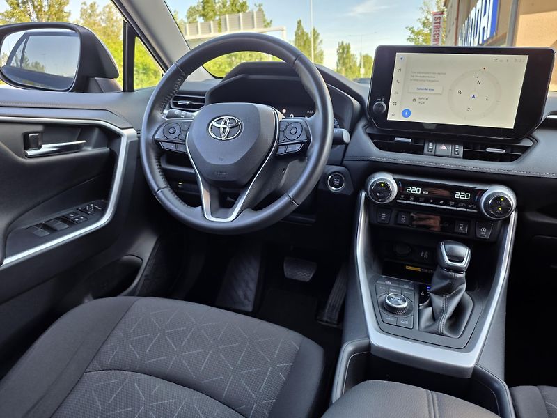 Toyota RAV4 2.0-4x4-AUT-1.MAJITEL-ZÁRUKA - fotka 4 z 40