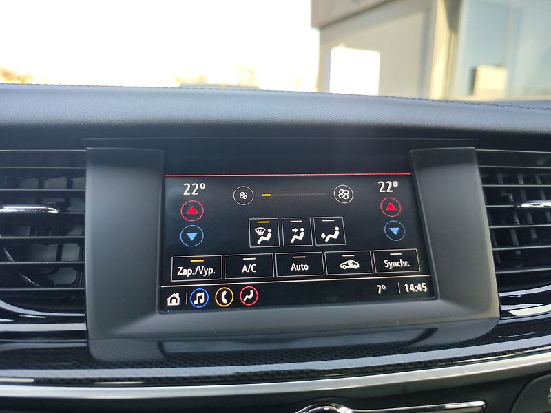 Opel Insignia 2.0 CDTi/128kW Elegance AT - fotka 16 z 31