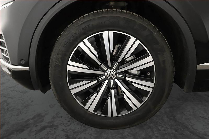 Volkswagen Touareg (2019) 3.0 TDI, NAVI,VZDUCH,CZ - fotka 28 z 30