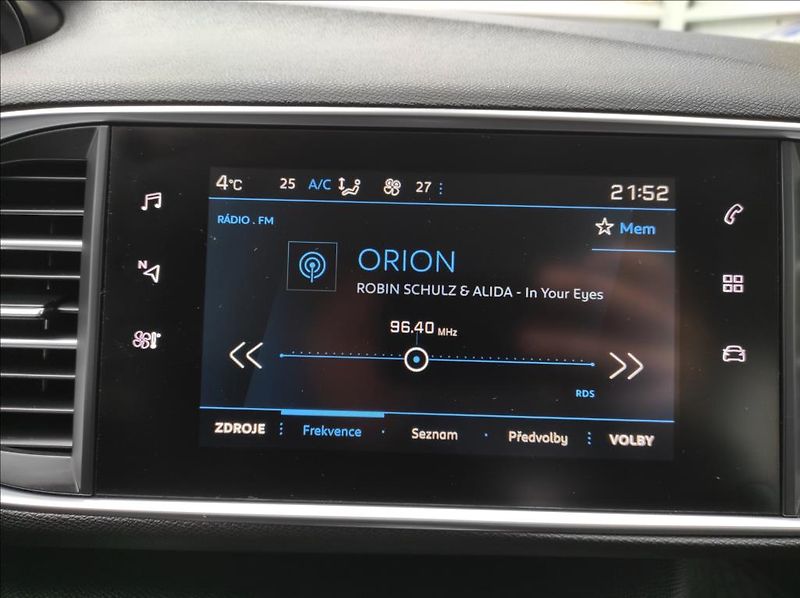 Peugeot 308 1,5 BlueHDi ACTIVE,ČR,Tažné - fotka 18 z 37