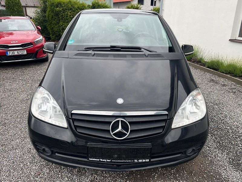Mercedes-Benz Třídy A (2012) 1.5 i - fotka 6 z 16