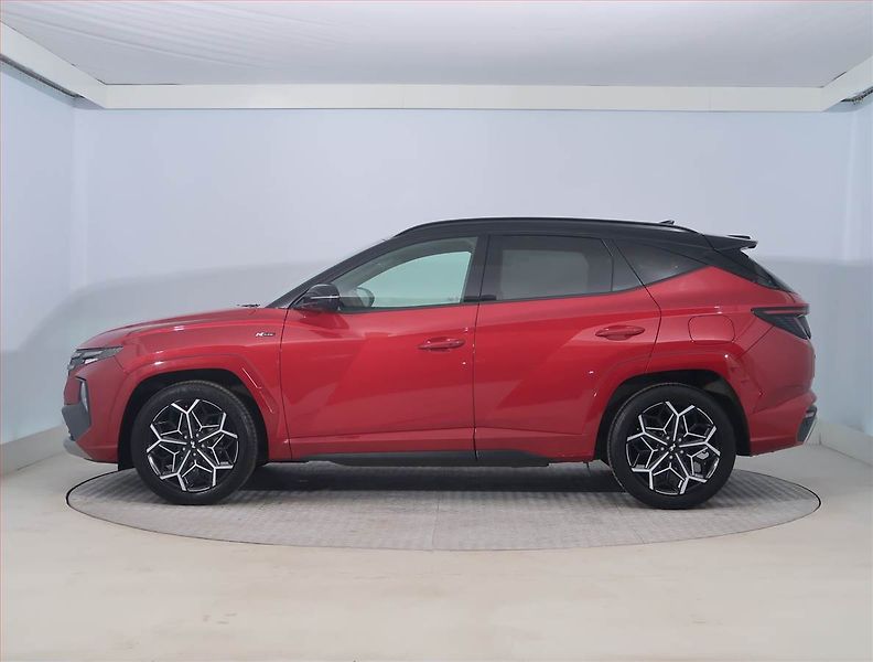 Hyundai Tucson (2022) 1.6 T-GDI - fotka 3 z 20