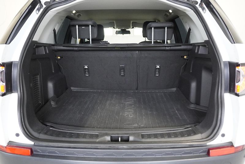 Land Rover Discovery Sport 2.0D 177kW 4x4 AUTOMAT - fotka 10 z 29