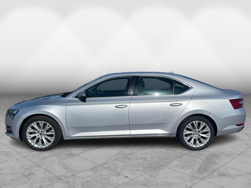 Škoda Superb 2.0 TDi DSG 7st. STYLE - fotka 3 z 26