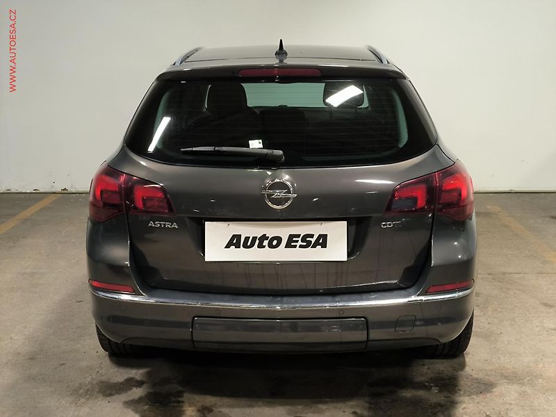 Opel Astra (2016) 1.6 CDTi, Sport, bixen, navi - fotka 5 z 17