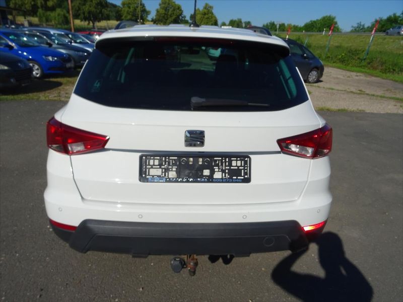 Seat Arona 1,0 TSi 70 kw - fotka 21 z 36