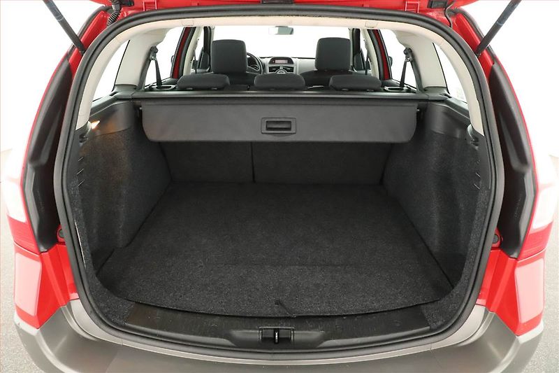 Renault Mégane (2009) 1.6 16V, ČR,1.maj, dobrý stav - fotka 15 z 15