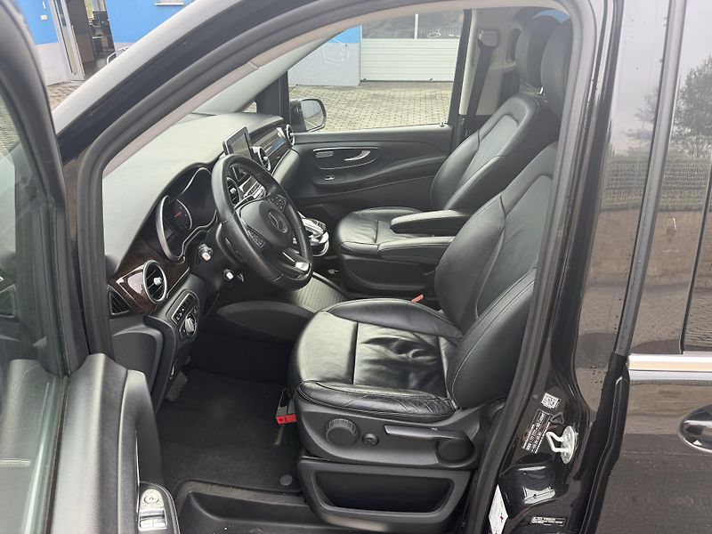 Mercedes-Benz Třídy V 250D XL AVANTGARDE 4MATIC - fotka 15 z 28