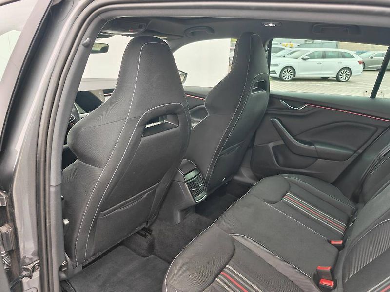 Škoda Scala Monte Carlo 7DSG 1,5TSI - fotka 7 z 24