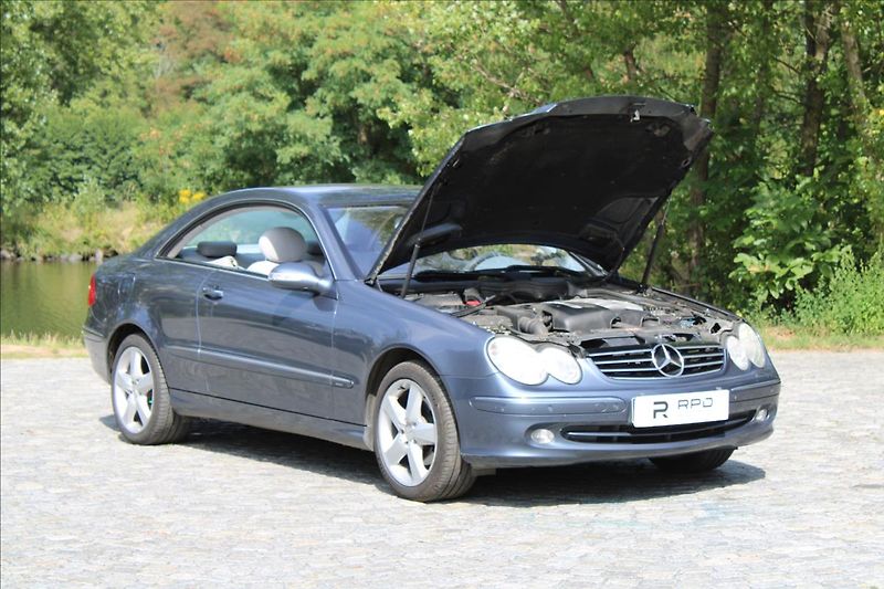 Mercedes-Benz CLK 270 CDI / Automat / CZ - fotka 32 z 32