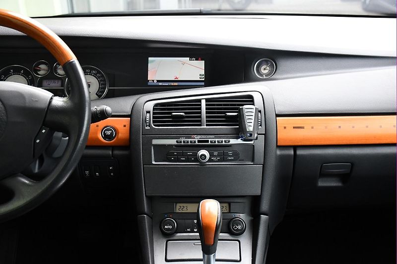 Renault Vel Satis 3.5V6 177kW AUT. A/C NAVI - fotka 8 z 34