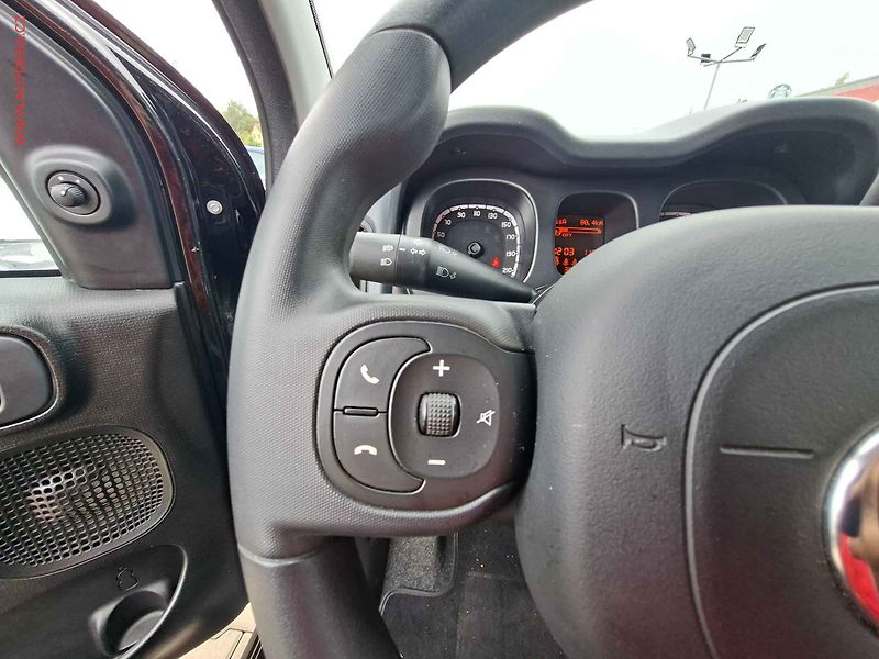 Fiat Panda (2024) 1.0i, AC, park.asist - fotka 12 z 16