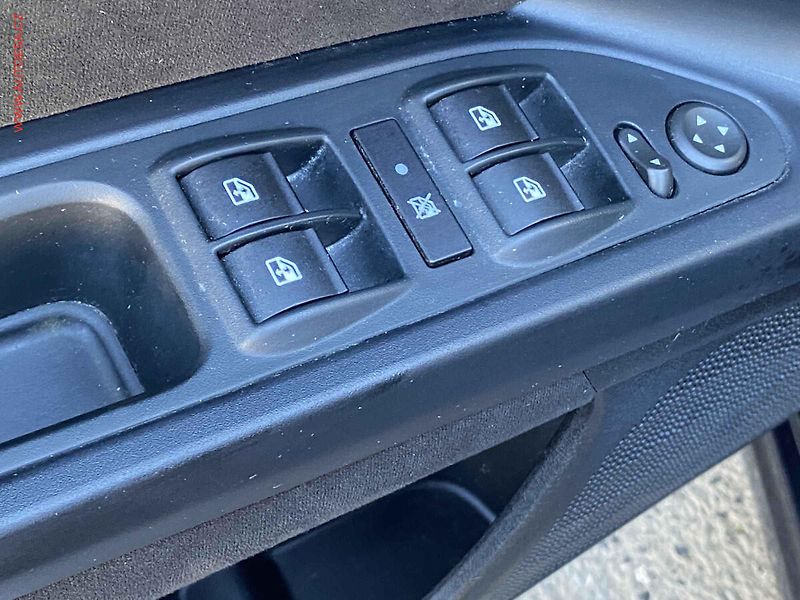 Fiat Tipo (2019) 1.4i, Lounge, navi, kamera - fotka 11 z 18
