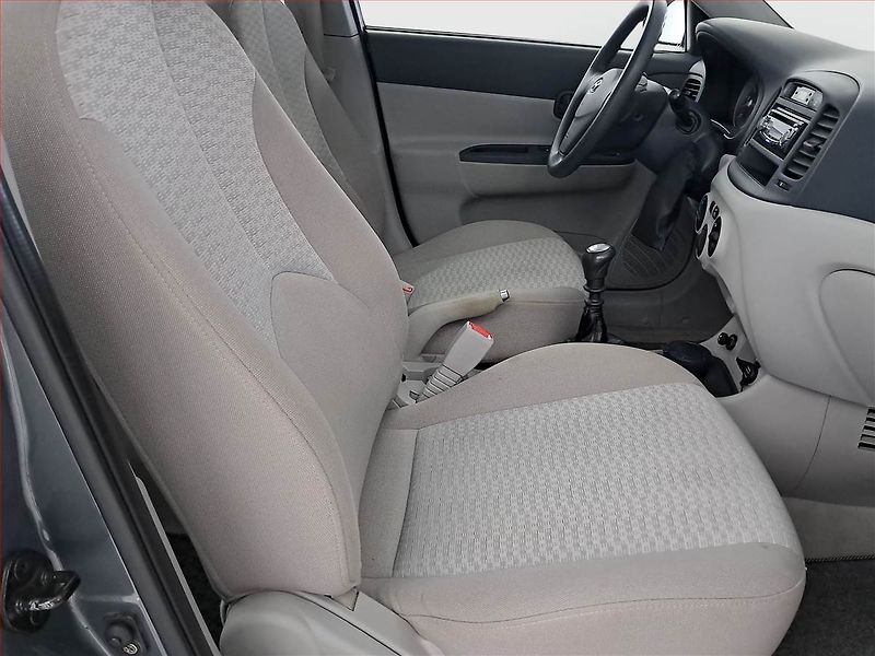 Hyundai Accent (2007) 1.4i, jezdí výborně - fotka 9 z 15