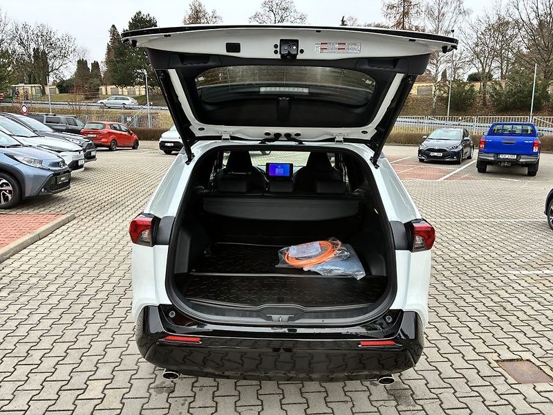 Toyota RAV4 2.5 Plug-in 185 Selection - fotka 7 z 27