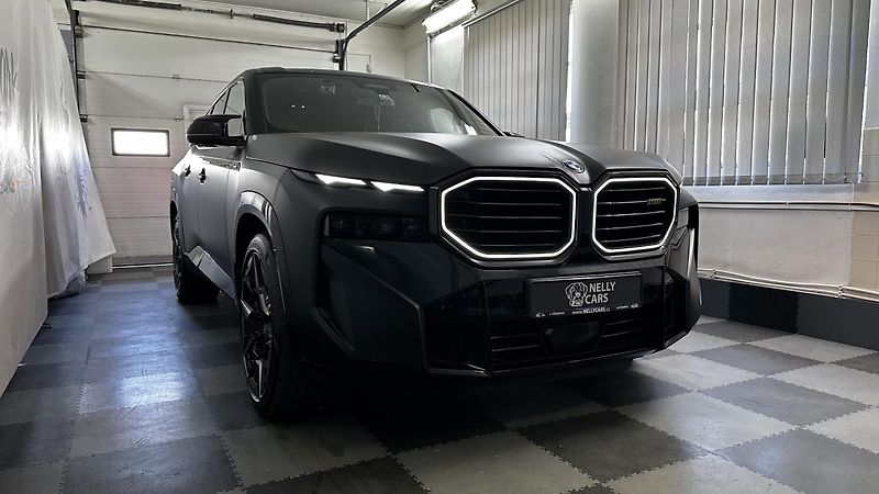 BMW XM 4.4 V8TT - fotografie inzerátu