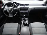 Škoda Superb (2010) 2.0 TDi, ČR, Ambition - náhled 8