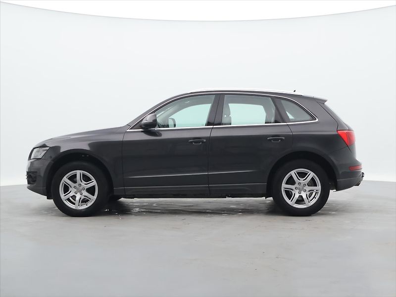 Audi Q5 2,0 TFSI quattro S-Tronic - fotka 4 z 26