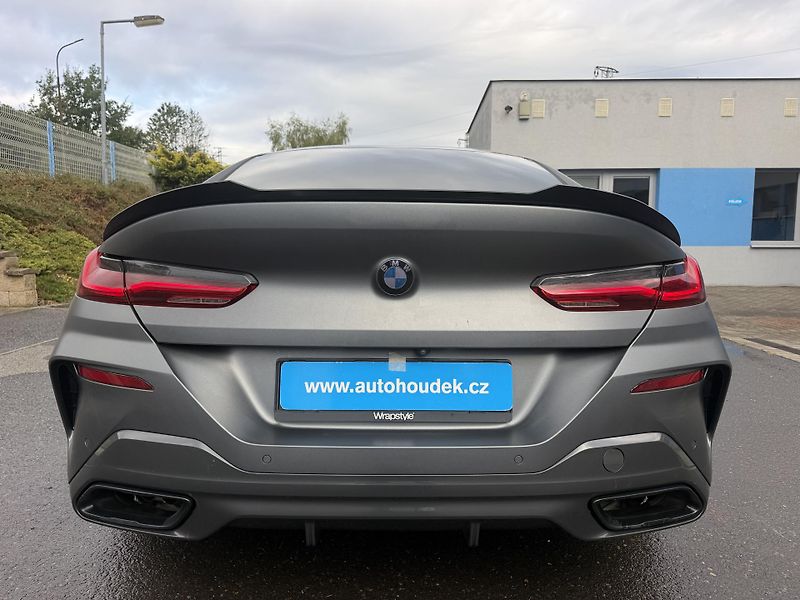 BMW Řada 8 M 850i xDrive 390kW HEAD-UP  - fotka 6 z 25