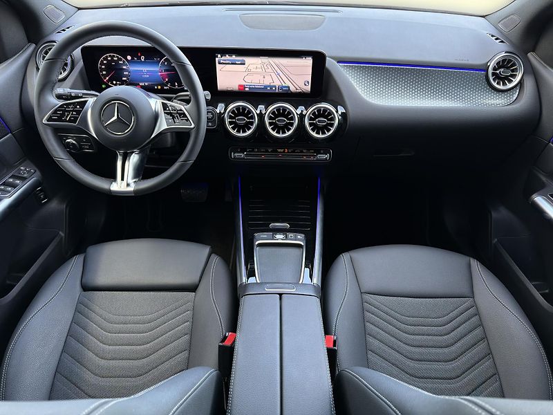 Mercedes-Benz Třídy B B 180 d Progressive - fotka 12 z 28