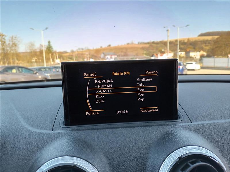 Audi A3 1,2 TFSI,77KW,KLIMA,PARKING - fotka 29 z 35