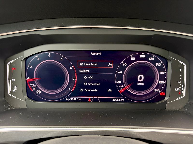 Volkswagen Tiguan (2021) 1.5 TSI 110kW United - fotka 14 z 35