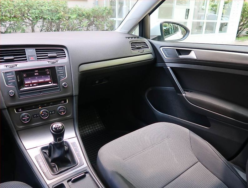 Volkswagen Golf (2013) 1.2 TSI, Tempomat - fotka 8 z 17
