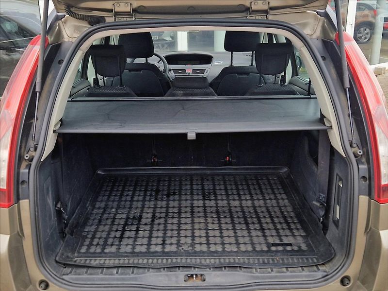 Citroën C4 Picasso 1,6 HDi 80kW AUTOKLIMA 7MIST - fotka 10 z 23