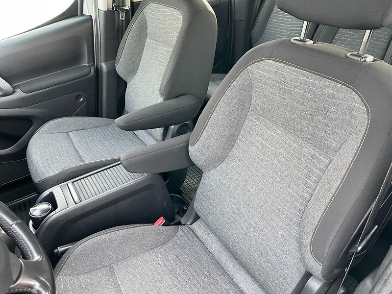 Citroën Berlingo (2017) XTR 1.6HDi 88kW ČR! 1.maj.! - fotka 17 z 26