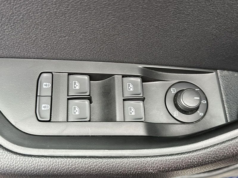 Škoda Superb (2021) Combi 2.0 TDI DSG Ambition - fotka 17 z 31