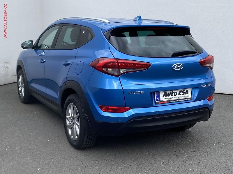 Hyundai Tucson (2016) 1.7 CRDi 2WD, ČR, Trikolor - fotka 6 z 16