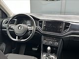 Volkswagen T-Roc 1,5 TSI 150PS  Trendline DSG - náhled 23