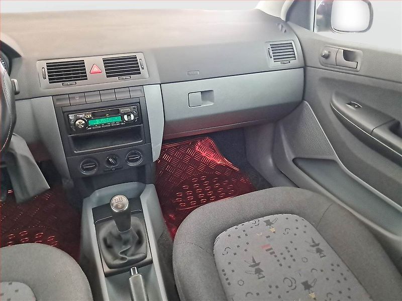 Škoda Fabia (2003) 1.2, Serv.kniha, po STK, Tažné - fotka 8 z 17
