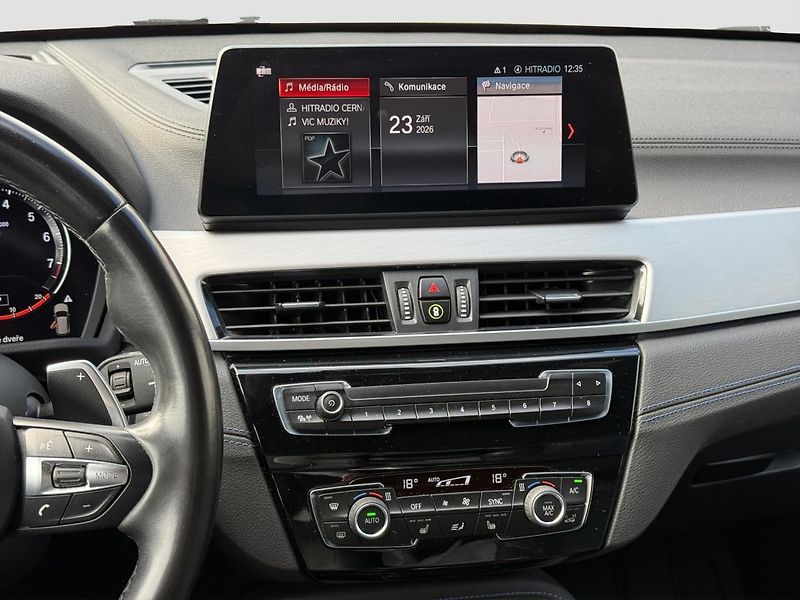 BMW X1 xDrive20i - fotka 13 z 21