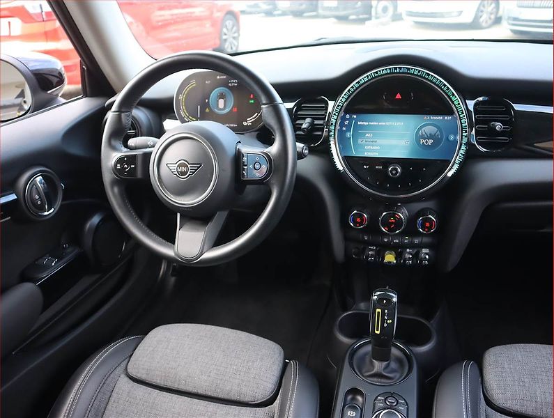 Mini Ostatní (2021) Cooper SE 32 kWh, SoH 96% - fotka 7 z 22