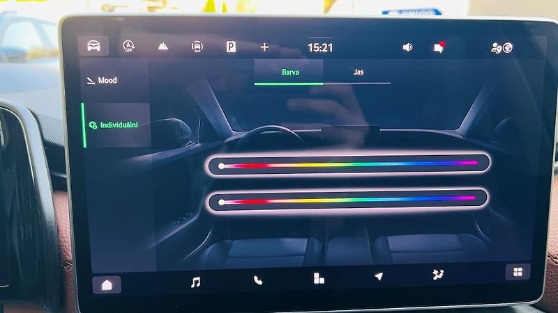 Škoda Kodiaq (2024) 2.0 TDI 142kW 4x4 DSG Exclusiv - fotka 49 z 64