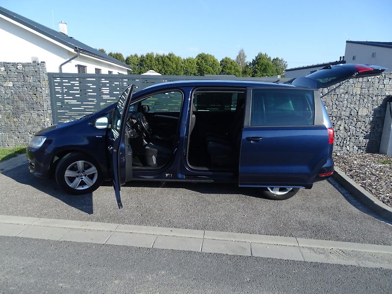 Volkswagen Sharan (2011) - fotka 8 z 20