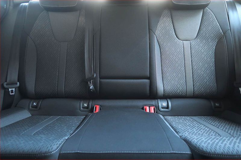 Škoda Octavia (2021) Style 1.0 TSI, ČR,1.maj - fotka 10 z 15