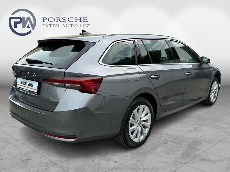Škoda Octavia Combi Top Selection 2,0 TDI 11 - fotka 6 z 26