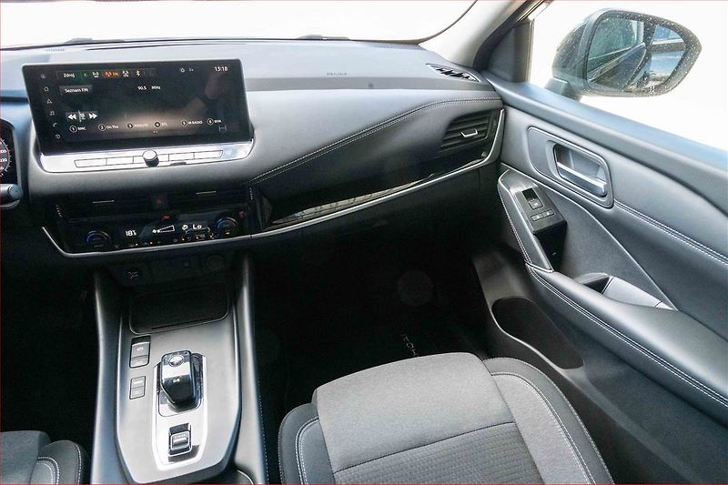 Nissan Qashqai (2023) N-Connecta 1.5 e-Power - fotka 8 z 19