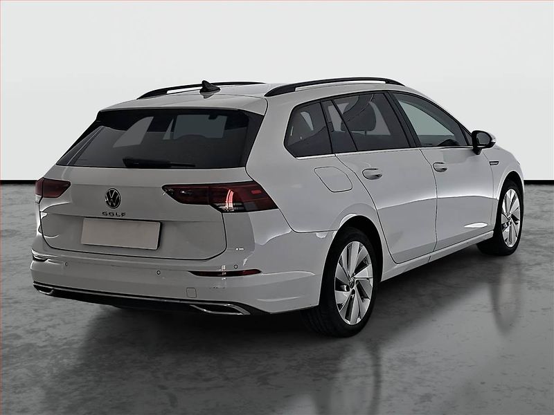 Volkswagen Golf (2021) 1.5 TSI - fotka 5 z 17
