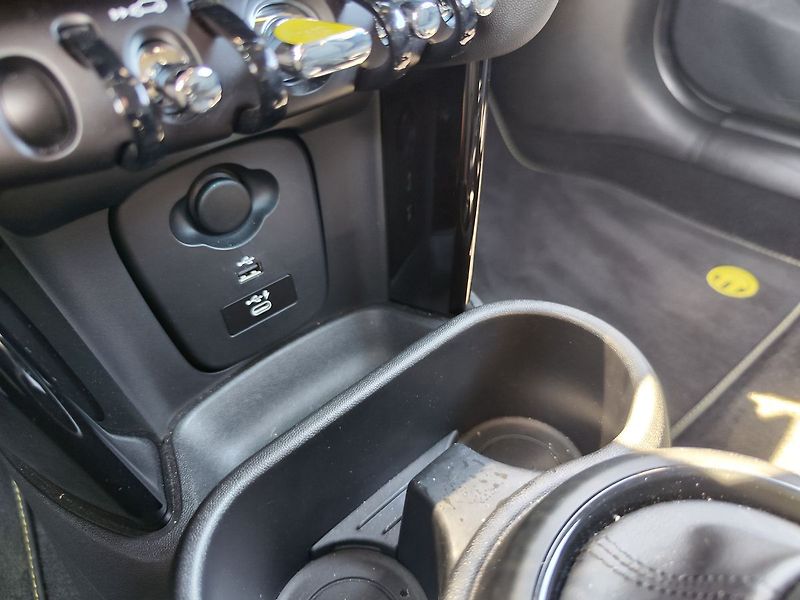 Mini Ostatní EV/135kW COOPER SE AT - fotka 18 z 27