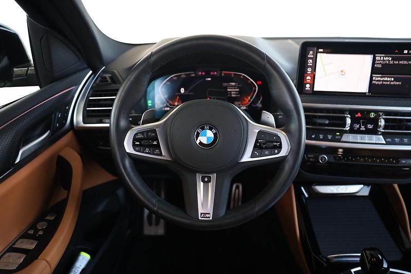 BMW X4 xDrive30d - fotka 25 z 26