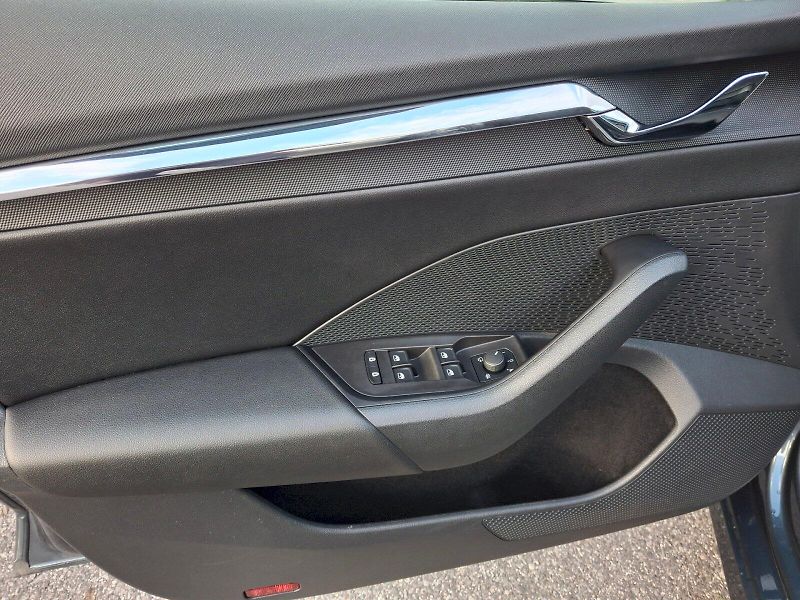 Škoda Octavia (2021) Combi Stale Plus DSG 4x4 2,0TD - fotka 32 z 35