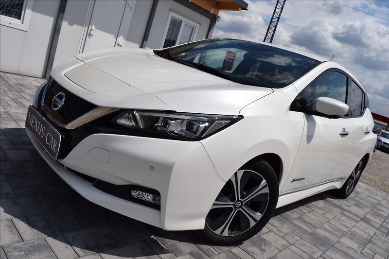 Nissan Leaf 42KW TEKNA TOP VÝBAVA - fotka 1 z 26