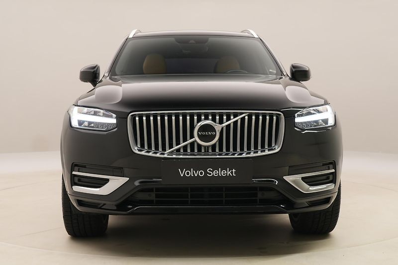 Volvo XC90 B5 AWD INSCRIPTION AUT CZ - fotka 16 z 48