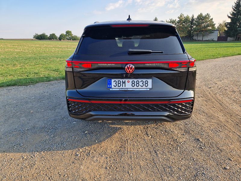 Volkswagen Tayron (2025) R-LINE PEOPLE 1,5 eTSI 110 KW  - fotka 5 z 13