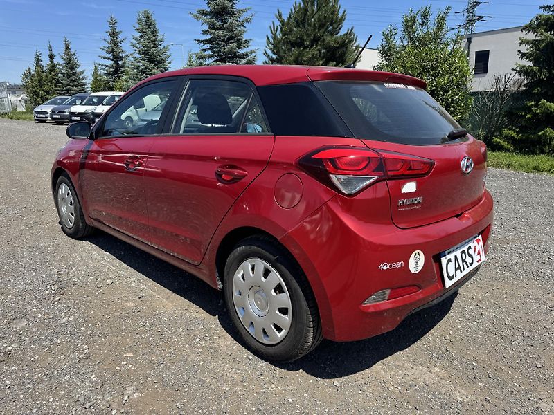 Hyundai i20 1.1CRDi,55kw,klima,ČR,1.maj. - fotka 7 z 31